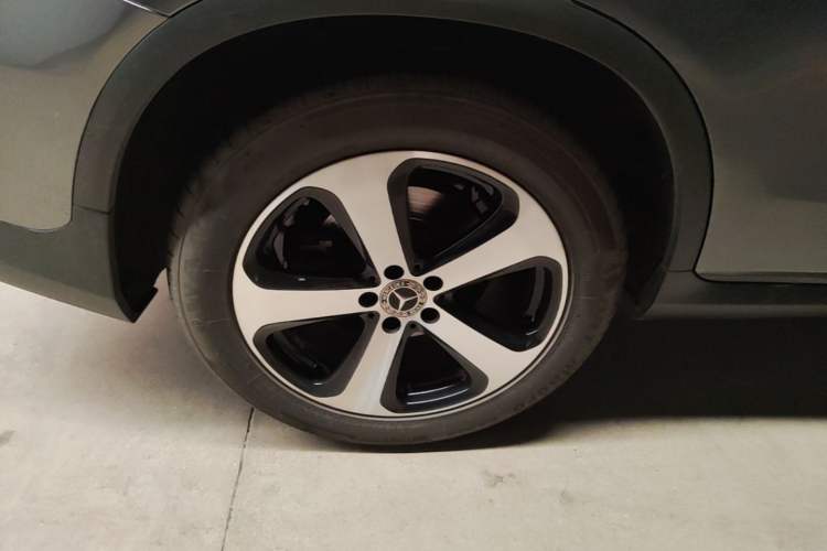 Used Mercedes-Benz GLC Coupe 2019 GLC 200 4MATIC Coupe SUV Right Rear Wheel Hub