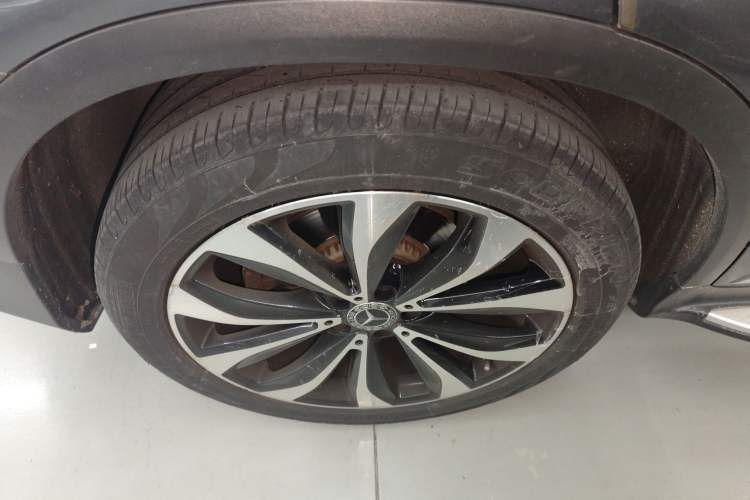 Used Mercedes-Benz GLC Coupe 2019 GLC 260 4MATIC Coupe SUV Right Rear Wheel Hub
