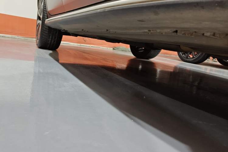 Used Mercedes-Benz GLC Coupe 2019 GLC 260 4MATIC Coupe SUV Right Side Sill