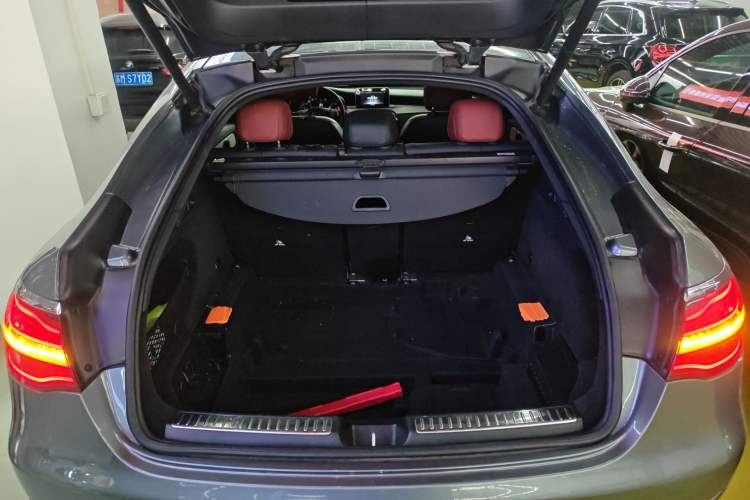 Used Mercedes-Benz GLC Coupe 2019 Facelift GLC 200 4MATIC Coupe SUV Trunk