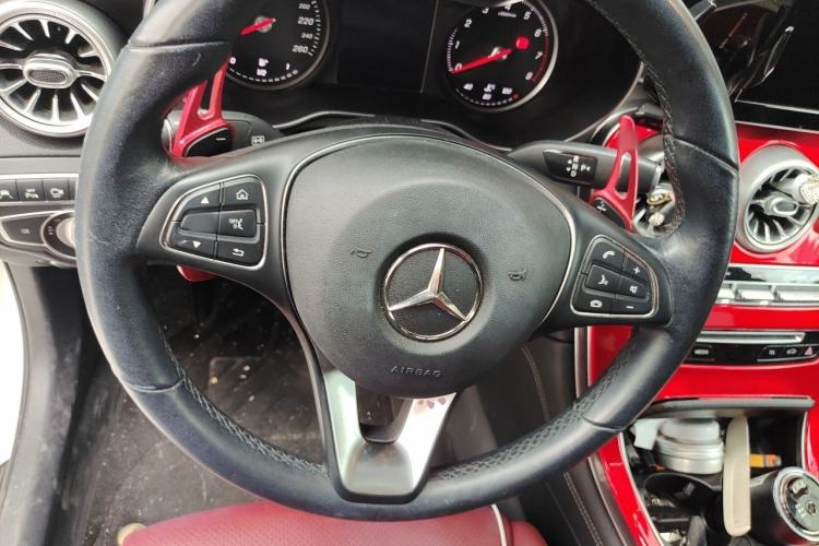 Used Mercedes-Benz GLC Coupe 2019 Facelift GLC 260 4MATIC Coupe SUV Steering Wheel