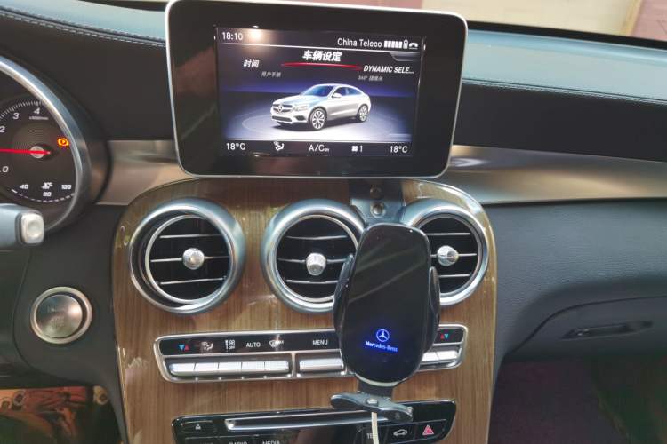 Used Mercedes-Benz GLC Coupe 2019 GLC 260 4MATIC Coupe SUV Audio And AC Panel