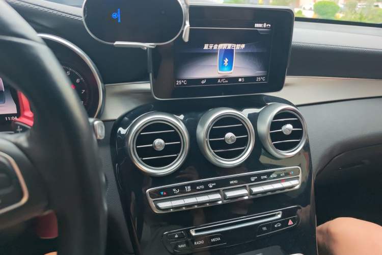 Used Mercedes-Benz GLC Coupe 2019 GLC 200 4MATIC Coupe SUV Audio And AC Panel