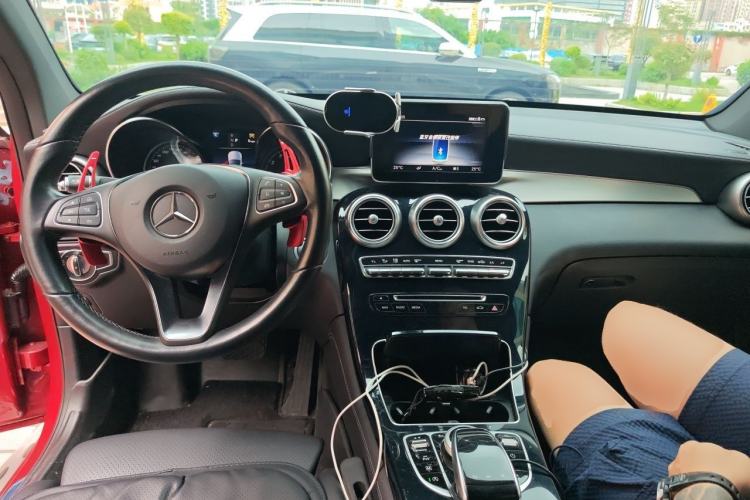 Used Mercedes-Benz GLC Coupe 2019 GLC 200 4MATIC Coupe SUV Center Console