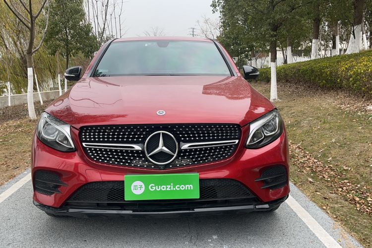Used Mercedes-Benz GLC Coupe 2019 Facelift GLC 200 4MATIC Coupe SUV Exterior 1