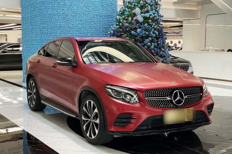 Used Mercedes-Benz GLC Coupe 2019 GLC 260 4MATIC Coupe SUV Exterior 2