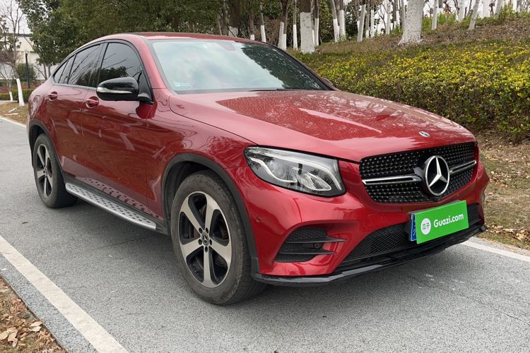 Used Mercedes-Benz GLC Coupe 2019 Facelift GLC 200 4MATIC Coupe SUV Exterior 2