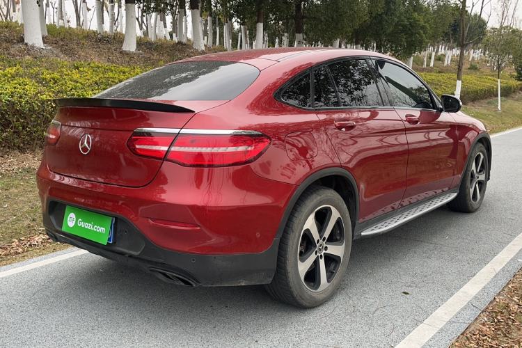 Used Mercedes-Benz GLC Coupe 2019 Facelift GLC 200 4MATIC Coupe SUV Exterior 4