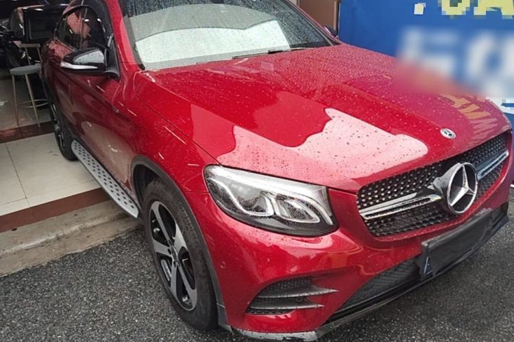 Used Mercedes-Benz GLC Coupe 2019 GLC 200 4MATIC Coupe SUV Front Right 45 Deg