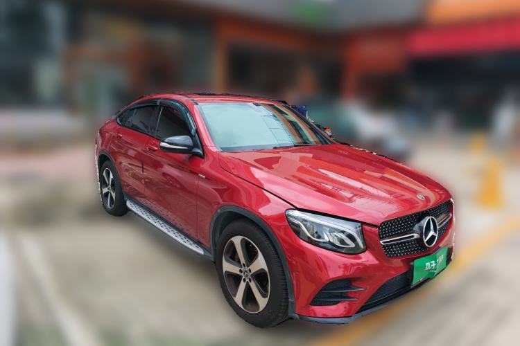 Used Mercedes-Benz GLC Coupe 2019 GLC 200 4MATIC Coupe SUV Front Right 45 Deg