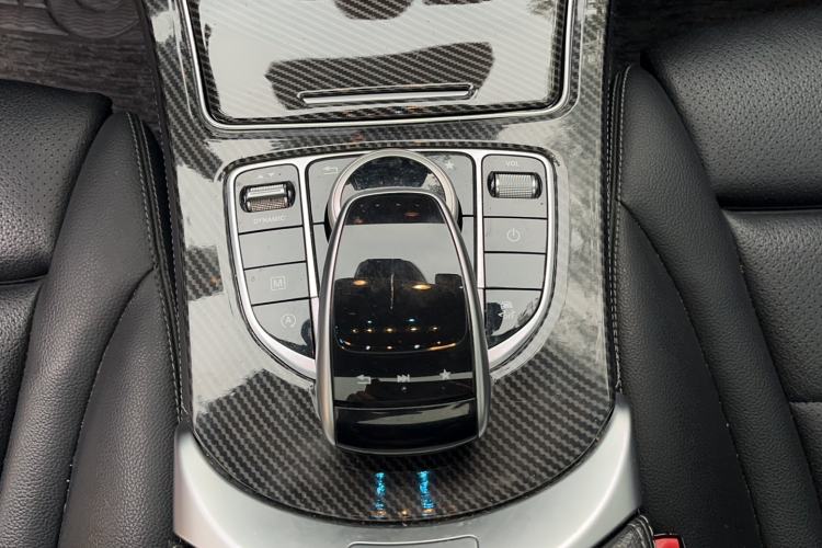 Used Mercedes-Benz GLC Coupe 2019 Facelift GLC 200 4MATIC Coupe SUV Gear Lever