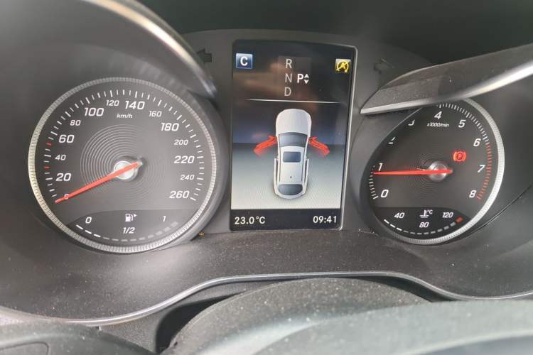 Used Mercedes-Benz GLC Coupe 2019 Facelift GLC 260 4MATIC Coupe SUV Instrument Cluster