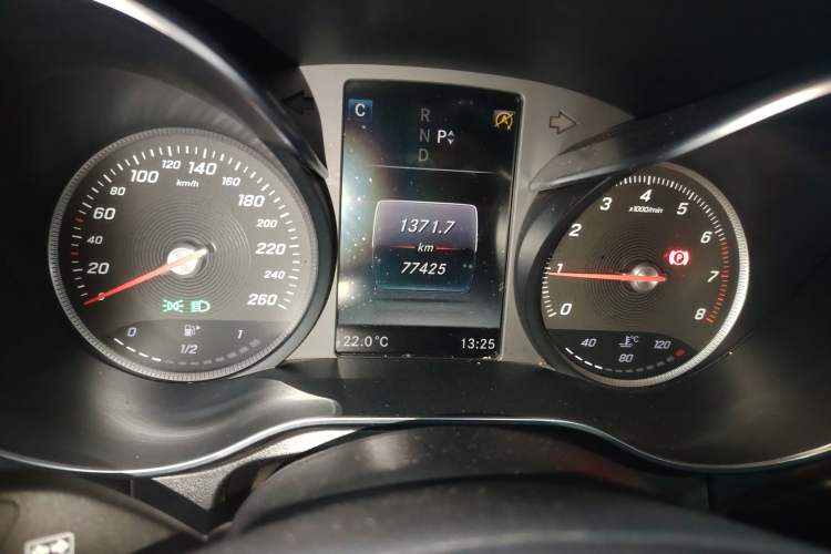 Used Mercedes-Benz GLC Coupe 2019 Facelift GLC 200 4MATIC Coupe SUV Instrument Cluster