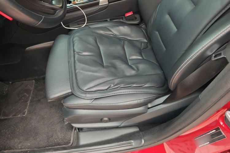 Used Mercedes-Benz GLC Coupe 2019 GLC 200 4MATIC Coupe SUV Left Front Seat