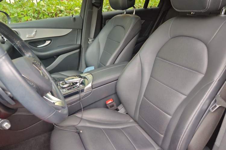 Used Mercedes-Benz GLC Coupe 2019 Facelift GLC 200 4MATIC Coupe SUV Left Front Seat