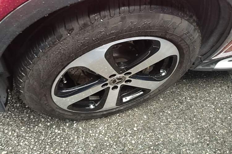 Used Mercedes-Benz GLC Coupe 2019 GLC 200 4MATIC Coupe SUV Left Front Wheel Hub