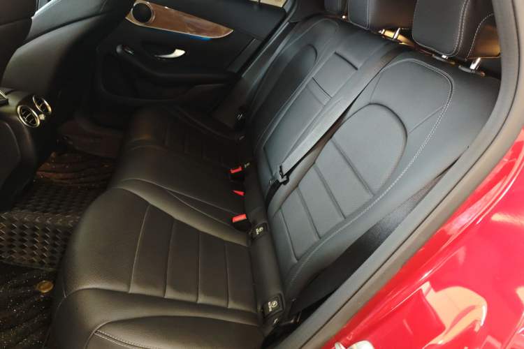 Used Mercedes-Benz GLC Coupe 2019 GLC 260 4MATIC Coupe SUV Left Rear Seat