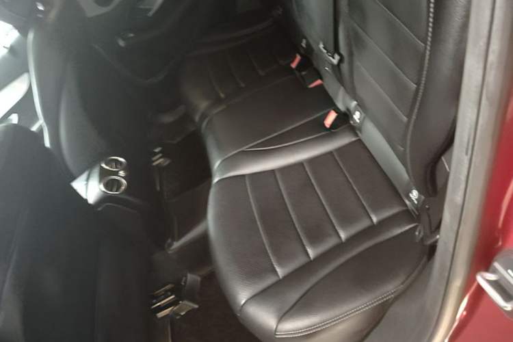 Used Mercedes-Benz GLC Coupe 2019 GLC 200 4MATIC Coupe SUV Left Rear Seat