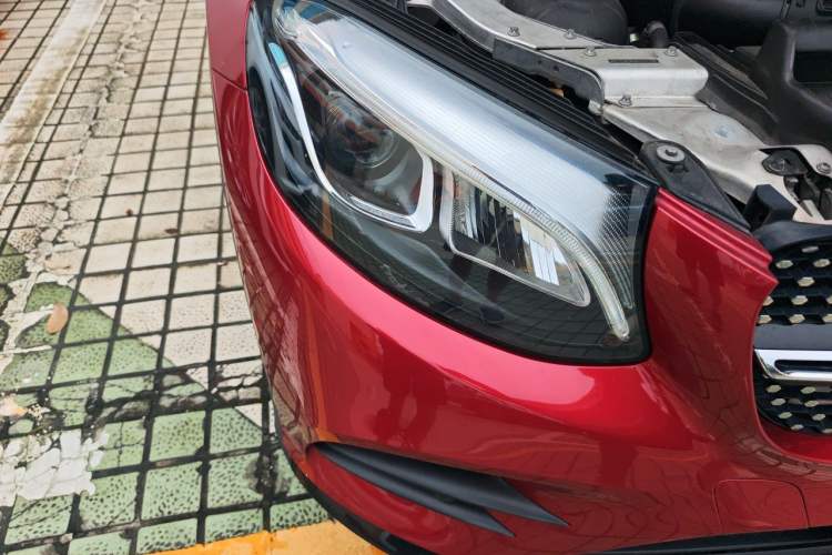 Used Mercedes-Benz GLC Coupe 2019 GLC 200 4MATIC Coupe SUV Right Front Headlight