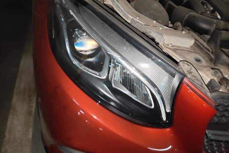 Used Mercedes-Benz GLC Coupe 2019 GLC 260 4MATIC Coupe SUV Right Front Headlight