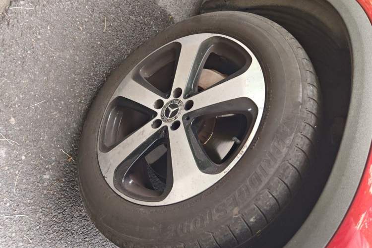 Used Mercedes-Benz GLC Coupe 2019 Facelift GLC 200 4MATIC Coupe SUV Right Front Wheel Hub