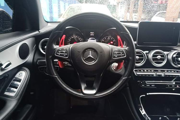 Used Mercedes-Benz GLC Coupe 2019 GLC 200 4MATIC Coupe SUV Steering Wheel