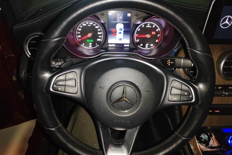 Used Mercedes-Benz GLC Coupe 2019 Facelift GLC 260 4MATIC Coupe SUV Steering Wheel