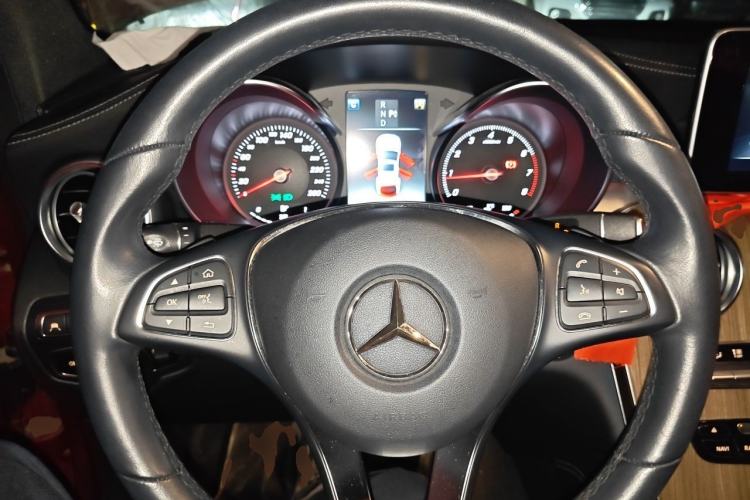 Used Mercedes-Benz GLC Coupe 2019 GLC 260 4MATIC Coupe SUV Steering Wheel