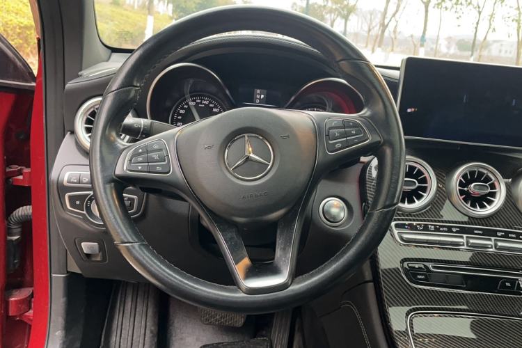 Used Mercedes-Benz GLC Coupe 2019 Facelift GLC 200 4MATIC Coupe SUV Steering Wheel