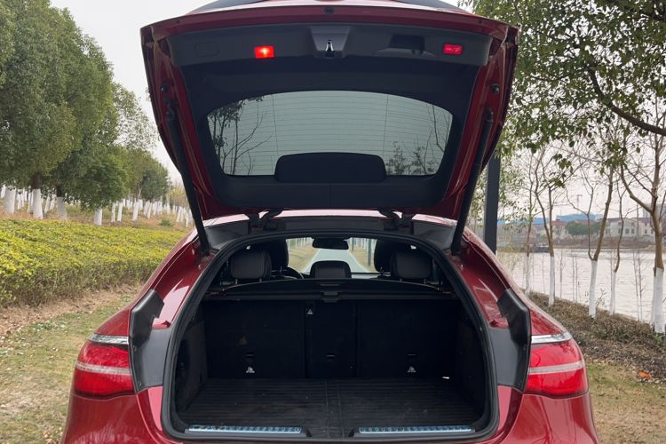 Used Mercedes-Benz GLC Coupe 2019 Facelift GLC 200 4MATIC Coupe SUV Trunk