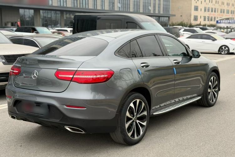 Used Mercedes-Benz GLC Coupe 2019 GLC 260 4MATIC Coupe SUV Exterior 4