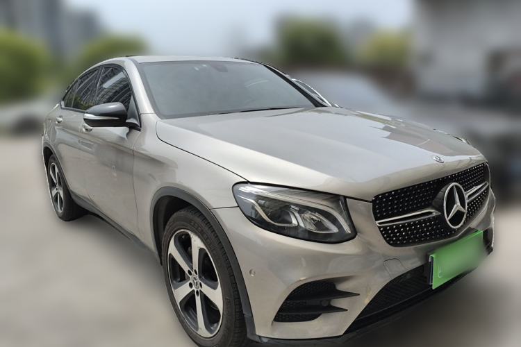 Used Mercedes-Benz GLC Coupe 2019 GLC 200 4MATIC Coupe SUV Front Right 45 Deg