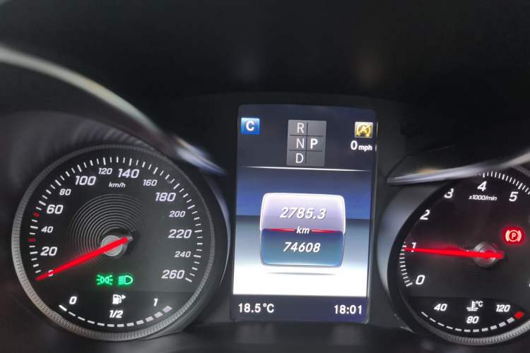 Used Mercedes-Benz GLC Coupe 2019 GLC 260 4MATIC Coupe SUV Odometer Close Up