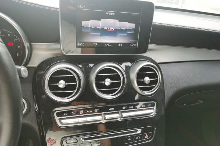 Used Mercedes-Benz GLC Coupe 2019 Facelift GLC 200 4MATIC Coupe SUV Audio And AC Panel