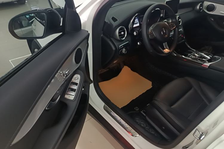 Used Mercedes-Benz GLC Coupe 2019 Facelift GLC 200 4MATIC Coupe SUV Driver Seat