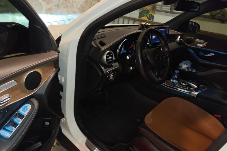 Used Mercedes-Benz GLC Coupe 2019 GLC 260 4MATIC Coupe SUV Driver Seat