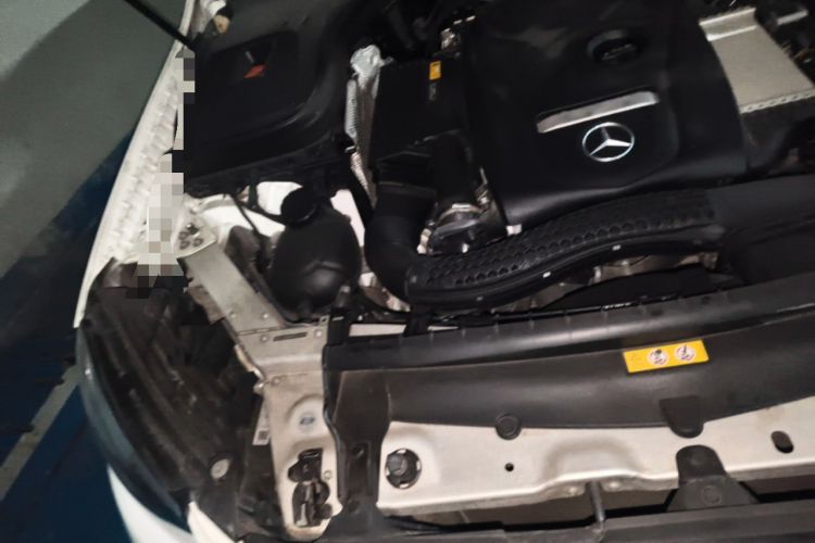 Used Mercedes-Benz GLC Coupe 2019 GLC 200 4MATIC Coupe SUV Engine Bay Right
