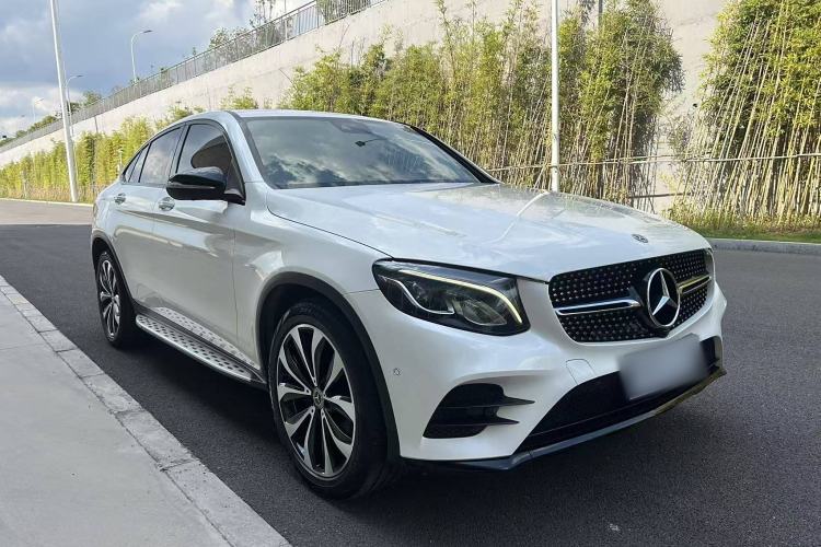 Used Mercedes-Benz GLC Coupe 2019 GLC 260 4MATIC Coupe SUV Exterior 1