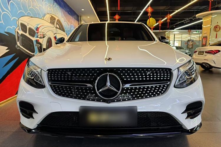 Used Mercedes-Benz GLC Coupe 2019 Facelift GLC 200 4MATIC Coupe SUV Exterior 1