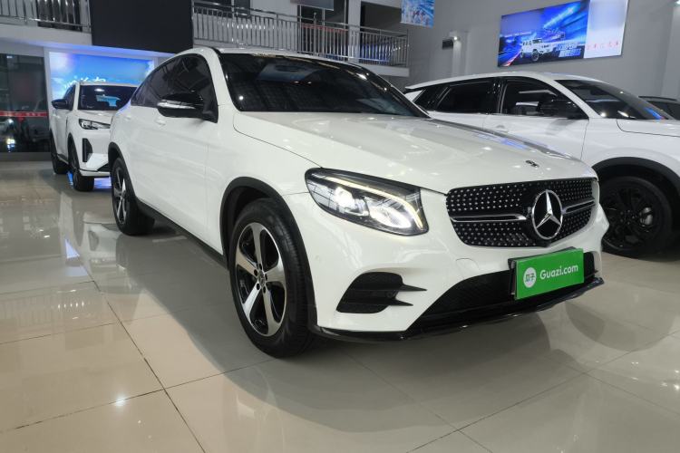 Used Mercedes-Benz GLC Coupe 2019 Facelift GLC 200 4MATIC Coupe SUV Exterior 1