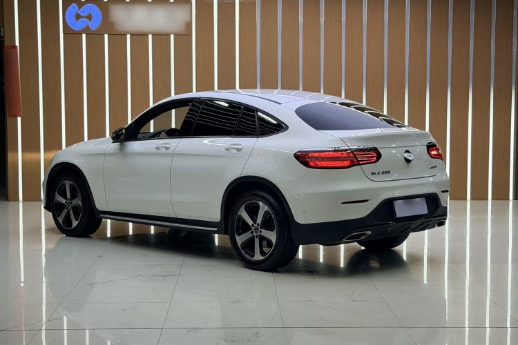 Used Mercedes-Benz GLC Coupe 2019 Facelift GLC 200 4MATIC Coupe SUV Exterior 2