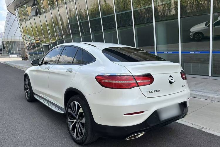 Used Mercedes-Benz GLC Coupe 2019 GLC 260 4MATIC Coupe SUV Exterior 3