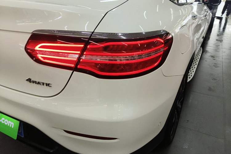 Used Mercedes-Benz GLC Coupe 2019 Facelift GLC 260 4MATIC Coupe SUV Exterior 3