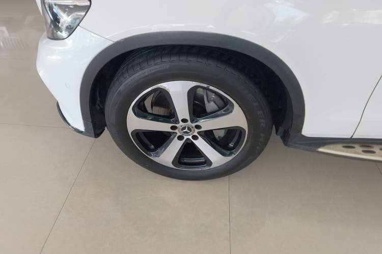 Used Mercedes-Benz GLC Coupe 2019 GLC 200 4MATIC Coupe SUV Exterior 4
