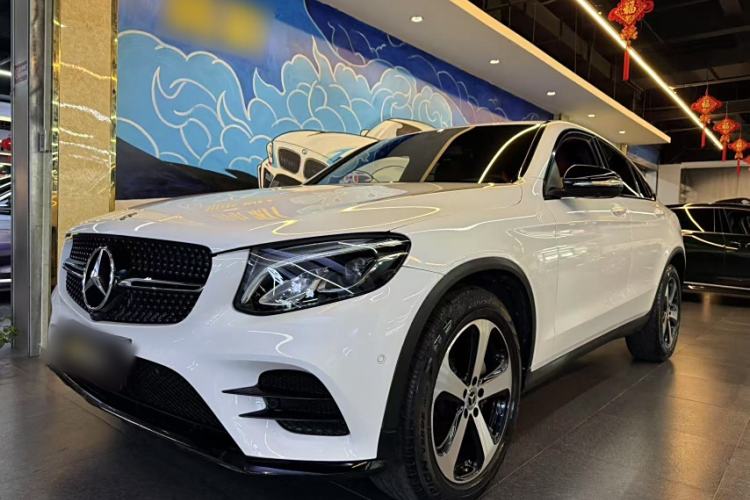 Used Mercedes-Benz GLC Coupe 2019 Facelift GLC 200 4MATIC Coupe SUV Exterior 5
