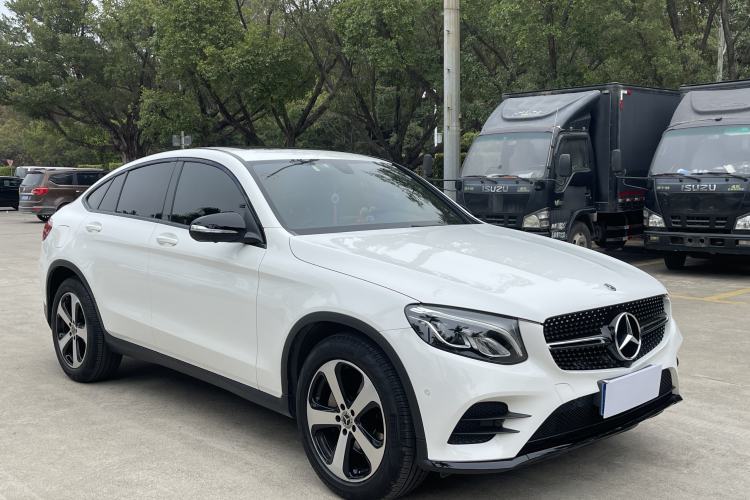 Used Mercedes-Benz GLC Coupe 2019 Facelift GLC 200 4MATIC Coupe SUV Exterior 5