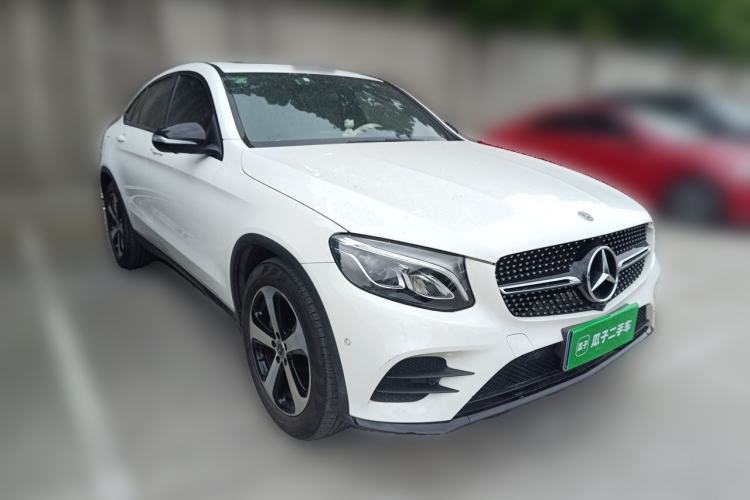 Used Mercedes-Benz GLC Coupe 2019 Facelift GLC 200 4MATIC Coupe SUV Front Right 45 Deg