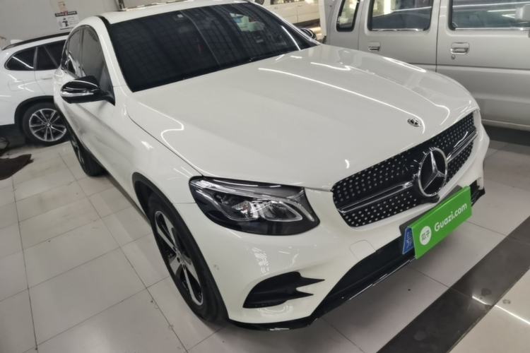 Used Mercedes-Benz GLC Coupe 2019 GLC 200 4MATIC Coupe SUV Front Right 45 Deg