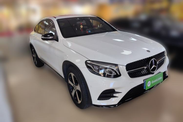 Used Mercedes-Benz GLC Coupe 2019 Facelift GLC 200 4MATIC Coupe SUV Front Right 45 Deg