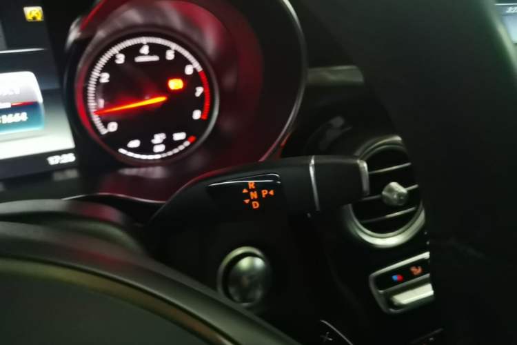 Used Mercedes-Benz GLC Coupe 2019 GLC 200 4MATIC Coupe SUV Gear Lever